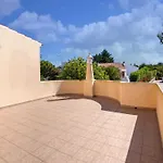 فيلة Modern With A Private Pool فيلامورا
