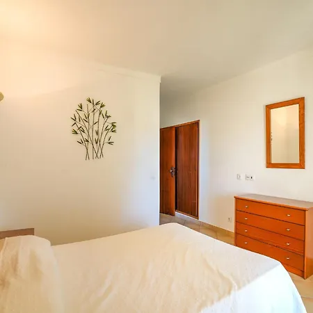 Villa Modern With A Private Pool Vilamoura